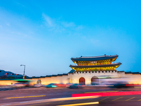 Beautiful architecture building of gyeongbokgung palace landmark of Seoul city in South Koreaのeditorial素材