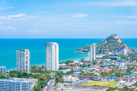 Beautiful landscape and cityscape of hua hin nearly sea beach and ocean in Thailandのeditorial素材