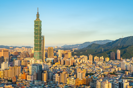 Beautiful architecture building taipei city skyline in Taiwanのeditorial素材