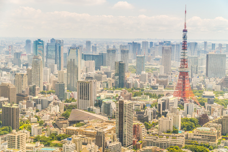 Beautiful architecture building tokyo city with tokyo tower on blue sky in japanのeditorial素材