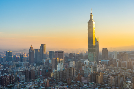 Beautiful architecture building taipei city skyline at sunset in Taiwanのeditorial素材
