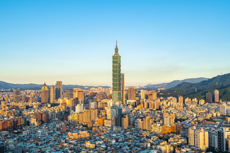 Beautiful architecture building taipei city skyline in Taiwanのeditorial素材
