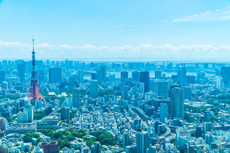 Beautiful architecture building tokyo city with tokyo tower on blue sky in japanのeditorial素材