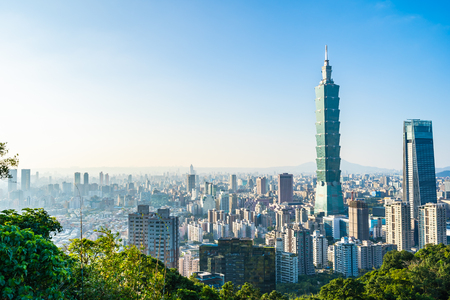 Beautiful landscape and cityscape of taipei 101 building and architecture in the city skyline with bluesky and white cloud at Taiwanのeditorial素材