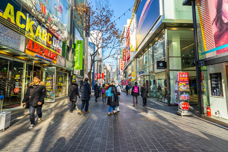 Seoul, South Korea 10 December 2018 : Myeong dong market is the popular place and district for shopping find something eat and sightseeingのeditorial素材