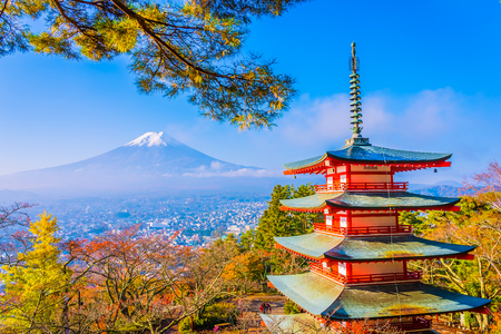 Beautiful landscape of mountain fuji with chureito pagoda around maple leaf tree in autumn season at Yamanashi Japanのeditorial素材