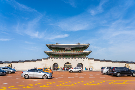 Seoul, South Korea 6 December 2018 : Beautiful architecture Gyeongbokgung palace is the popular place for travel and sightseeing in Seoul Koreaのeditorial素材