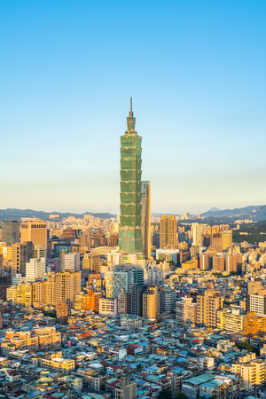 Beautiful architecture building taipei city skyline in Taiwanのeditorial素材