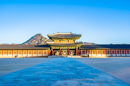 Beautiful architecture building Gyeongbokgung palace in Seoul South Koreaのeditorial素材