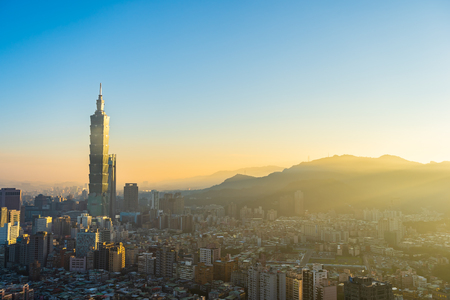 Beautiful architecture building taipei city skyline at sunset in Taiwanのeditorial素材
