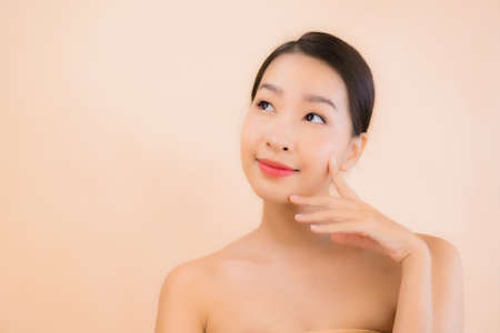 Portrait beautiful young asian face woman with beauty spa wellness and cosmetic makeup conceptの写真素材