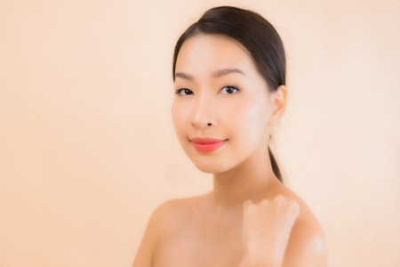 Portrait beautiful young asian face woman with beauty spa wellness and cosmetic makeup conceptの写真素材