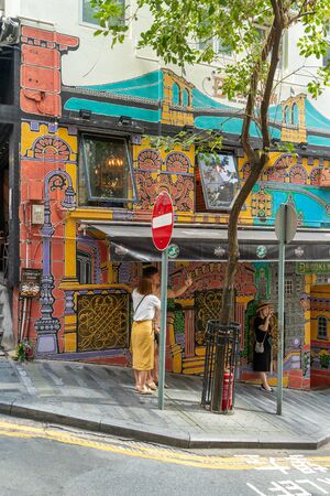 HONG KONG - NOVEMBER 11, 2018: Day scene of street wall art at Graham street, Hong Kong.のeditorial素材