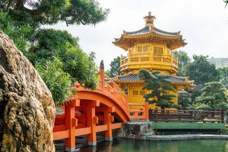 HONG KONG - NOVEMBER 11, 2018: Day scene of Pavilion of Absolute Perfection at Nan Lian garden, Hong Kongのeditorial素材