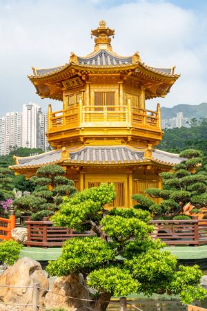 HONG KONG - NOVEMBER 11, 2018: Day scene of Pavilion of Absolute Perfection at Nan Lian garden, Hong Kongのeditorial素材