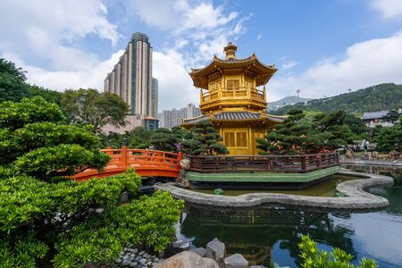HONG KONG - NOVEMBER 11, 2018: Day scene of Pavilion of Absolute Perfection at Nan Lian garden, Hong Kongのeditorial素材