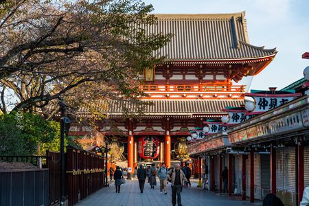 TOKYO, JAPAN - NOVEMBER 17, 2018: Day scene of Sensoji temple with crowded tourist. Sensoji temple is the most famous temple in Asakusa, Tokyo prefecture, Japanのeditorial素材