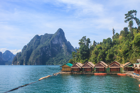 Floating residence raft in Khao Sok National Park, Mountain and Lake in Southern Thailandのeditorial素材
