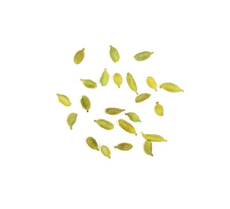 cardamom isolated on white background.の写真素材