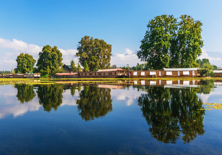 Srinagar, Jammu & Kashmir - India - the largest city of the Indian state of Jammu and Kashmir, famous for its houseboats and the blues lakes, and the hospitality of the local peopleのeditorial素材