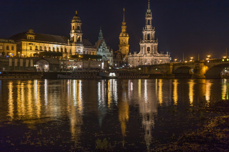 Dresden, Germany - the Elbe River cuts Dresden in two halves, and its one the main landmarks of the city. Here in particular the wonderful Augustus Bridgeのeditorial素材