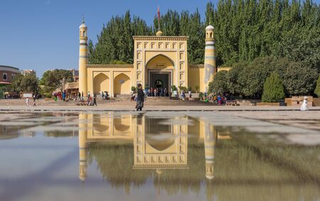Kashgar, China - with more than 80% of the population made by Uyghurs, Kashgar displays a lot of Islamic landmarks. Here in particular the Id Kah Mosque, the biggest mosque in Chinaのeditorial素材