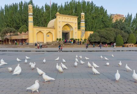 Kashgar, China - with more than 80% of the population made by Uyghurs, Kashgar displays a lot of Islamic landmarks. Here in particular the Id Kah Mosque, the biggest mosque in Chinaのeditorial素材
