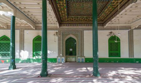 Kashgar, China - with more than 80% of the population made by Uyghurs, Kashgar displays a lot of Islamic landmarks. Here in particular the Id Kah Mosque, the biggest mosque in Chinaのeditorial素材
