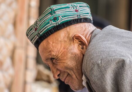 Kashgar, China - almost 85% of Kashgar inhabitants are Uyghurs, a minority Turkic ethnic group culturally affiliated with Central Asia populations. Here in particular an example of Kashgar Uyghursのeditorial素材