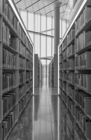 Doha, Qatar - one of the first public libraries in the Persian Gulf region, the Qatar National Library is one of the main landmarks in Doha. Here in particular its interiorsのeditorial素材