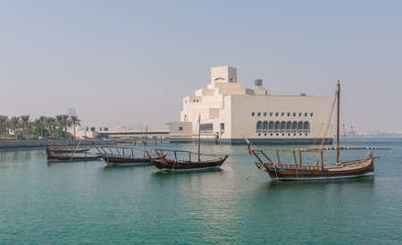 Doha, Qatar - built on one end of the Corniche, the Museum of Islamic Art is the first of its kind to feature 14 centuries of Islamic art in the Arab States of the Persian Gulf. Here in particular its external shapeのeditorial素材