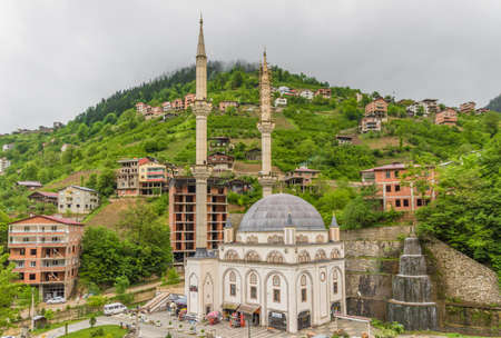 Uzungol, Turkey - located close to the Firtina Valley, the Uzungol lake is one of the most beautiful lakes in Turkey. Here in particular an overview of the lakeのeditorial素材