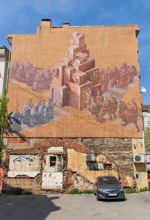 Istanbul, Turkey - Istanbul displays a huge amount of beautiful painting and murals, expecially around the Kadik?y district, on the Asian Sideのeditorial素材