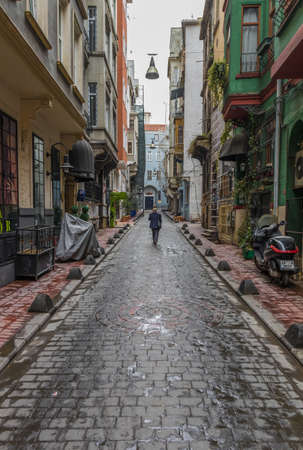 Once capital of the Byzantine Empire and the Ottoman Empire, Istanbul displays historical landmarks at every corner. Here in particular the Old Townのeditorial素材