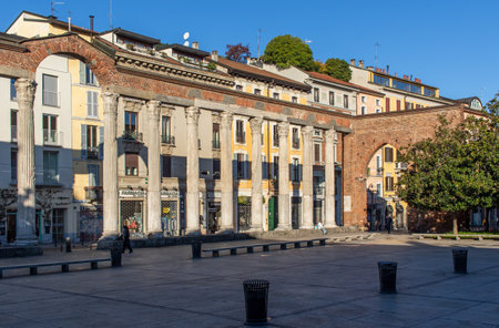 Milano, Italy - located in front of the homonymous basilica, the San Lorenzo columns are part of the Roman ruins of Milan and almost 2000 years old. Here in particular the colonnadeのeditorial素材