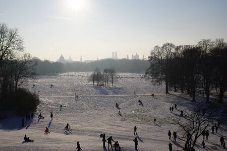 Winter snow in English Garden in the middle of Munichの写真素材