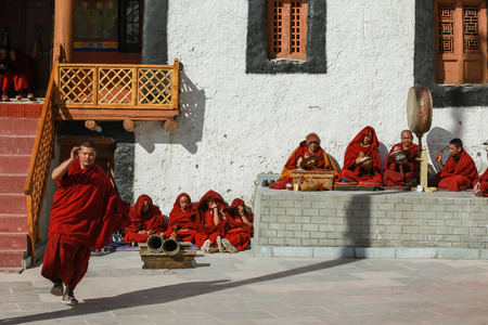 Leh,India-Jan 29,2013;Lama rehearse the mask dance at the ancient monastery in Ladakh,Jammu and Kashmirのeditorial素材