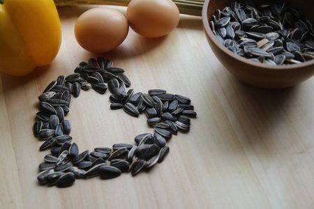 Sunflower heartsの写真素材