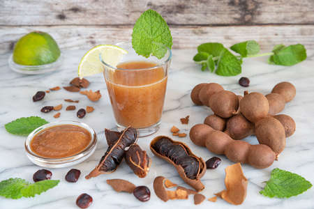 preparation of juice and pulp from tamarind fruit