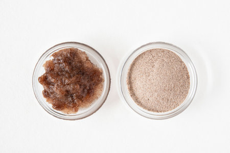 Baobab leaf and powder form used for foodの写真素材