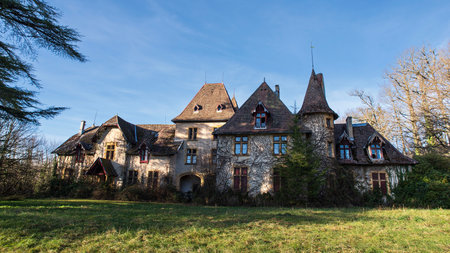 Detail of the abandoned ChÃ¢teau de Pierrefitte in the commune of Poil, NiÃ¨vre, Burgundy, Franceの写真素材