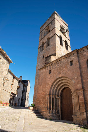Architecture of the medieval town of Ainsa in the Pyrenees, Spainの写真素材
