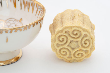 MaÃ¢moul, Oriental pastry filled with date paste