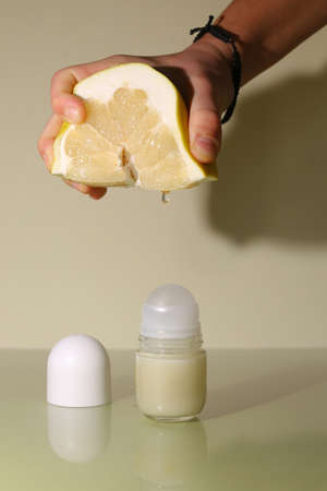 Antibacterial and natural homemade deodorant. Made from coconut oil, sodium bicarbonate, starch and essential oil from pamelaの写真素材