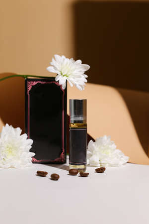 perfume bottle on the neutral modern backgroundの写真素材