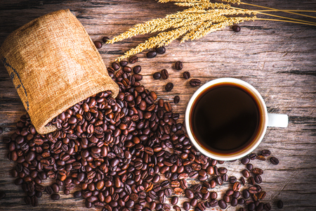 coffee cup and beansの写真素材