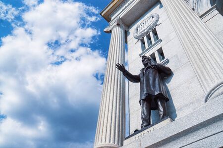 Abraham Lincoln, Pennsylvania Monument, Gettysburgのeditorial素材