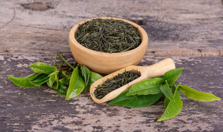 dried tea leaves isolated on a backgroundの写真素材