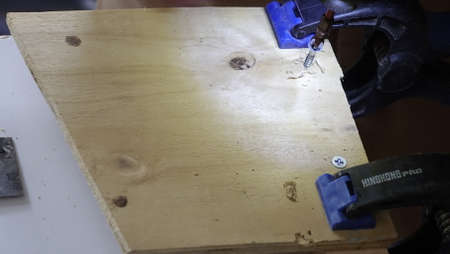 carpenter cutting woodの写真素材