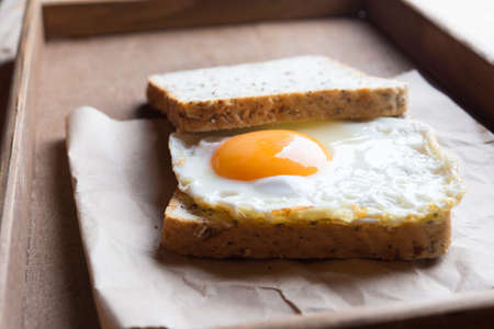 egg toast breakfast